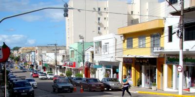 Lojistas e pedestres aprovam alterações no trânsito