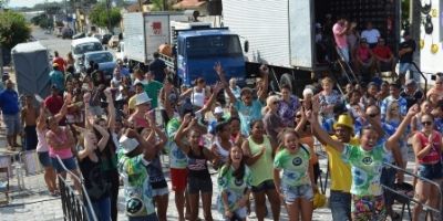 São Lourenço do Sul - Unidos da Lomba é hexa campeã do Carnaval