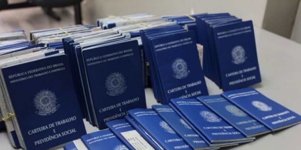 Reforma Tributária pode gerar até 300 mil empregos por ano e tornar oneração da indústria mais justa