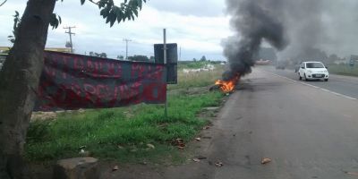 Caminhoneiros mobilizam-se em Camaquã