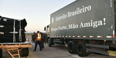 Hospital de campanha do Exército recebe pacientes em Porto Alegre