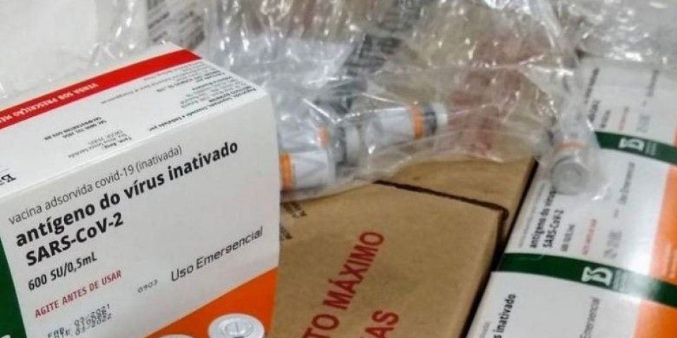 Com novo lote de 290 mil doses de vacinas contra covid-19, RS passa de 2 milhões de doses recebidas