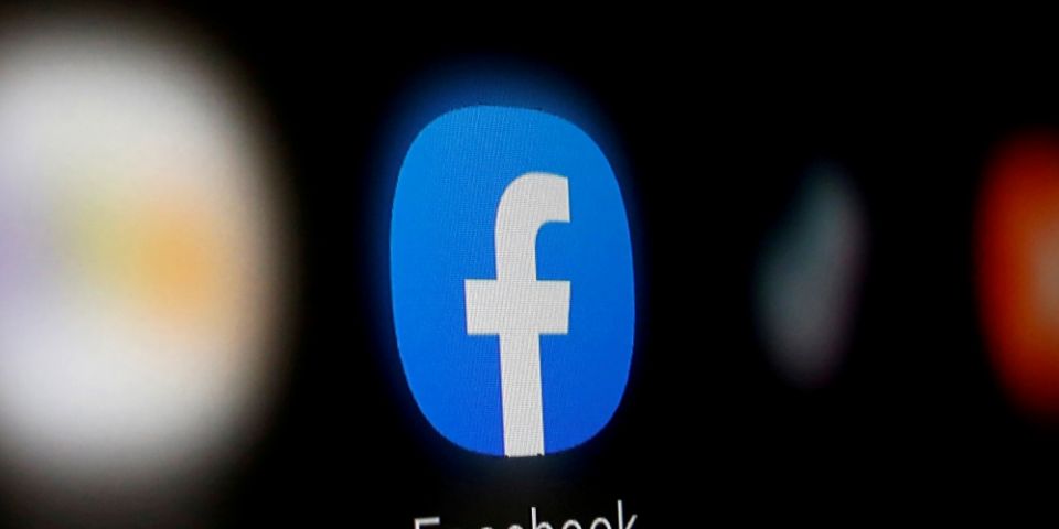 Facebook fica fora do ar nesta quinta-feira