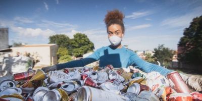 Uma montanha de recicláveis para chegar ao topo do Everest