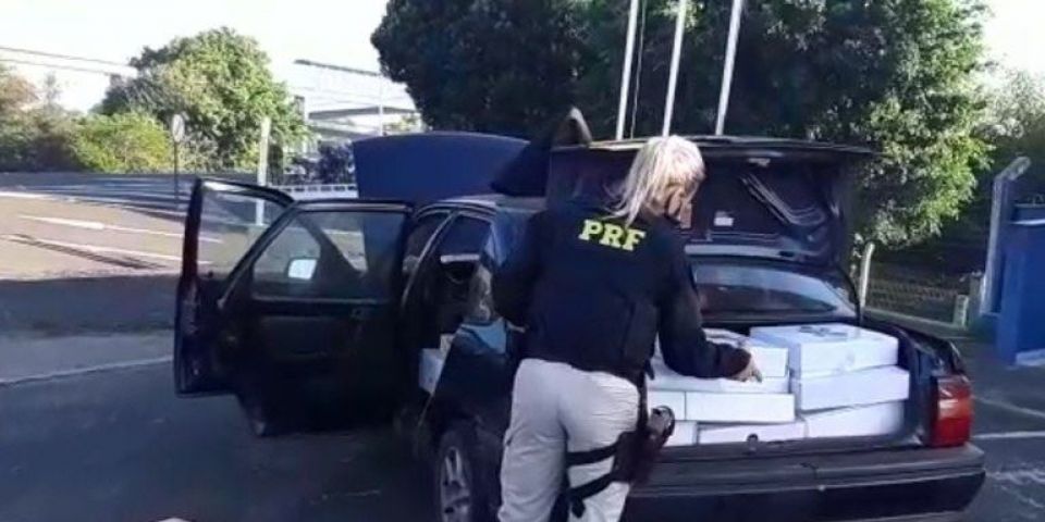 PRF apreende quase R$ 50 mil em vinhos importados ilegalmente na BR-290
