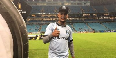 Retorno perto de acontecer? Douglas Costa negocia rescisão com Juventus para assinar com Grêmio