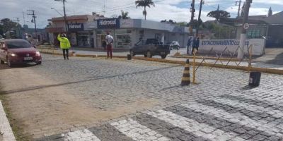 Ruas recebem faixa de segurança em Camaquã