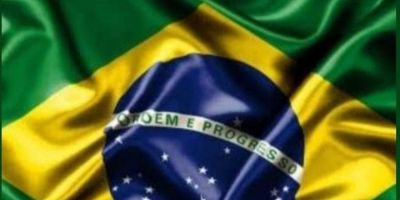 Apoiadores de Bolsonaro organizam movimento “Eu te amo meu Brasil” em Camaquã