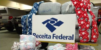 Receita Federal apreende 500 kg de roupas de lã em transportadoras em Pelotas