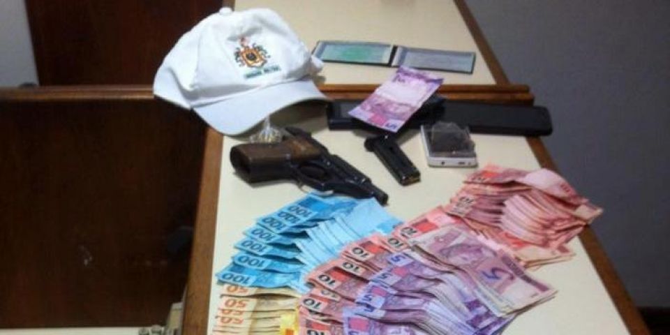 Homens efetuam roubo a comércio em Cristal e são presos pela Brigada Militar
