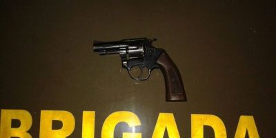 Brigada Militar prende homem armado no bairro Bom Sucesso em Camaquã