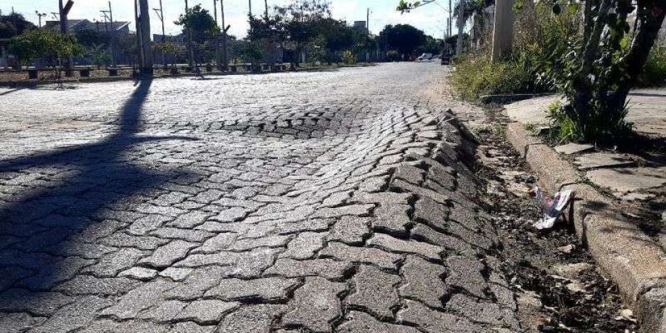 Moradores solicitam melhorias na Rua Nelson Ricardo em Camaquã