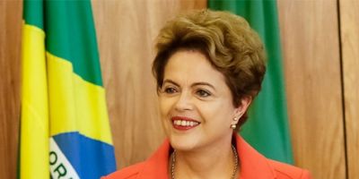 Ex-presidente Dilma recebe alta após internação para exames 