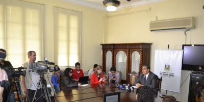 Servidores do RS que ganham acima de R$ 5,1 mil irão receber seus salários em 2 parcelas