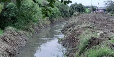 Trabalhos de drenagem são realizados em Camaquã