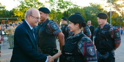 Policiais militares de Alvorada e Viamão são homenageados