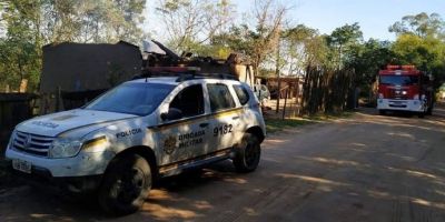 Incêndio destrói residência em Tapes