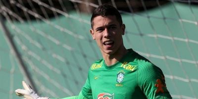 Goleiro Brenno testa positivo para covid-19 e não viaja para Tóquio