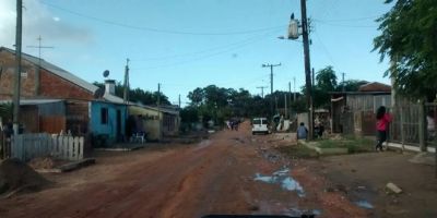 Famílias atingidas pelas chuvas começam a voltar para casa