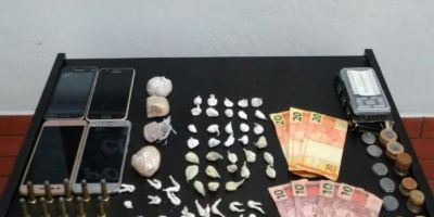 Ação conjunta da polícia prende duas mulheres e apreende adolescente por tráfico de drogas em Barra do Ribeiro 