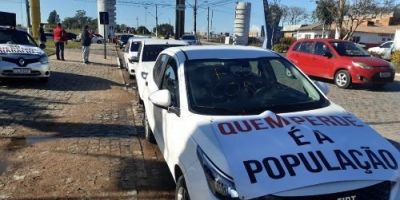 Motoristas de aplicativo realizam carreata em protesto a decreto municipal que regulamenta o transporte em Camaquã