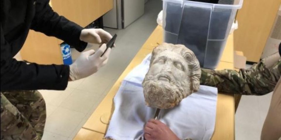 PF apreende em Porto Alegre obra de arte suspeita de ter sido roubada de Museu da Líbia