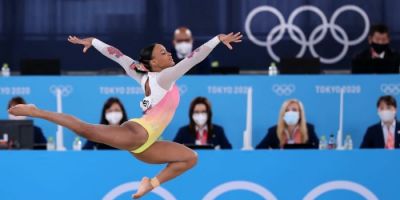 Tóquio: após ouro e prata, Rebeca Andrade fica em 5º lugar no solo