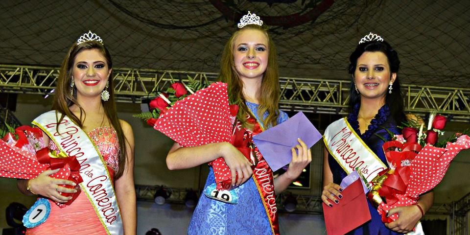 Em grande evento, é realizada a escolha da Rainha do Comércio 2015 de Dom Feliciano