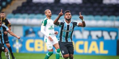 BRASILEIRÃO: Grêmio bate Chapecoense de virada e conquista primeira vitória em casa