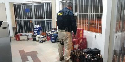 PRF apreende mais de 300 litros de bebidas importadas de forma ilegal em Pantano Grande