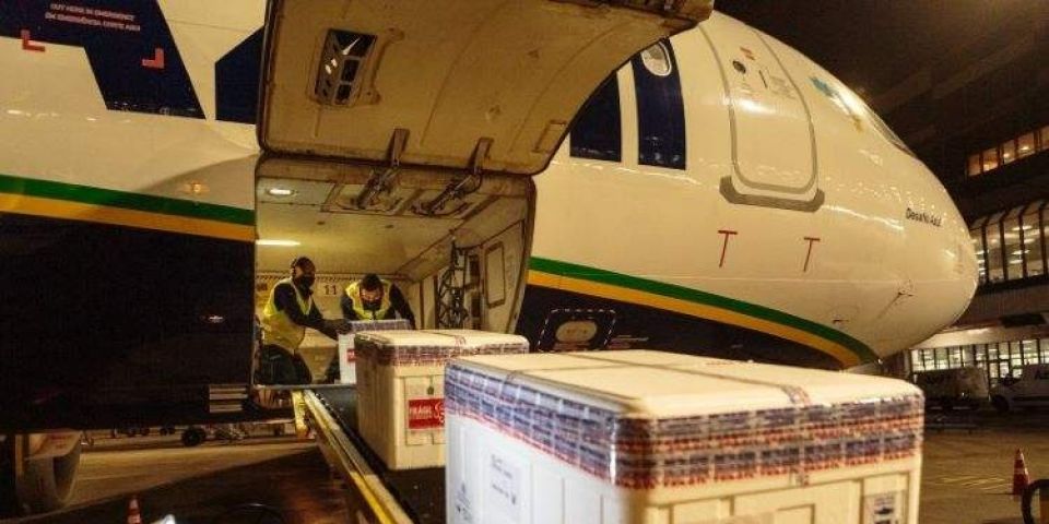Secretaria da Saúde distribui cerca 118 mil doses de vacinas nesta terça