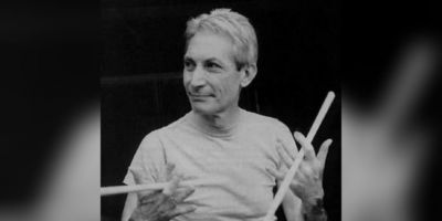 Morre aos 80 anos, Charlie Watts, baterista dos Rolling Stones