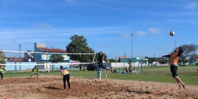 Ginásio Municipal de Camaquã sedia campeonato de vôlei de areia