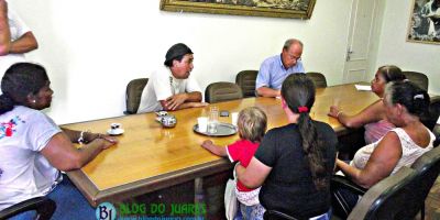 Camaquã - moradores da Assomuca queimam pneus e pedem remoção imediata ao loteamento das Flores