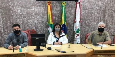 Cinco matérias foram discutidas durante a reunião extraordinária da CCJ de Camaquã