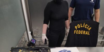 Passageira é flagrada pela Receita Federal com cerca de 900 mil reais em droga no aeroporto de Porto Alegre