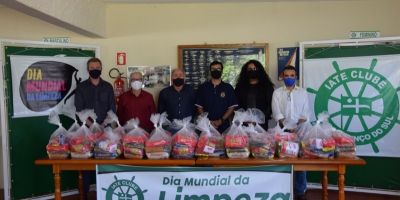 Clube lourenciano doa cestas básicas para município