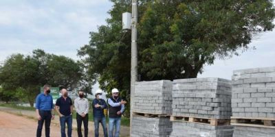 Iniciam as obras de pavimentação do projeto da Nova Orla de São Lourenço do Sul