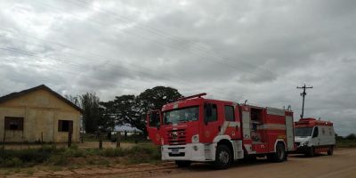 Bombeiros Voluntários atendem incêndio em residência em Tapes 