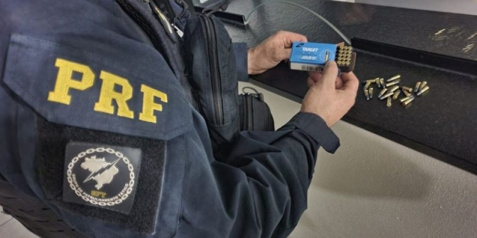 PRF flagra adolescente com mais de 30 munições no RS