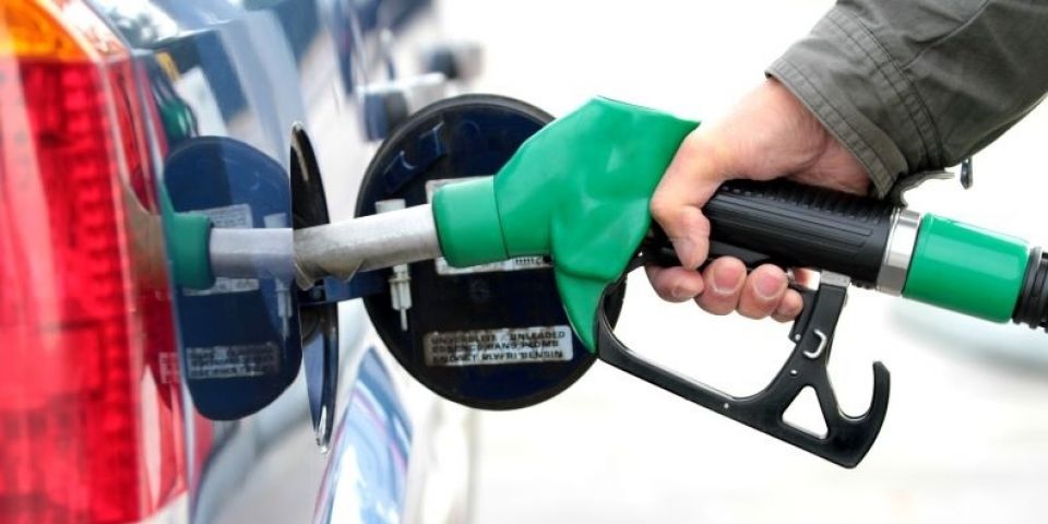 Preços de gasolina e diesel aumentam hoje nas refinarias