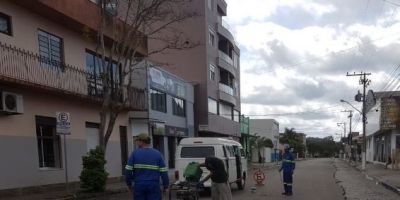 Novo trecho da Rua Marechal Floriano recebe asfalto em Camaquã 