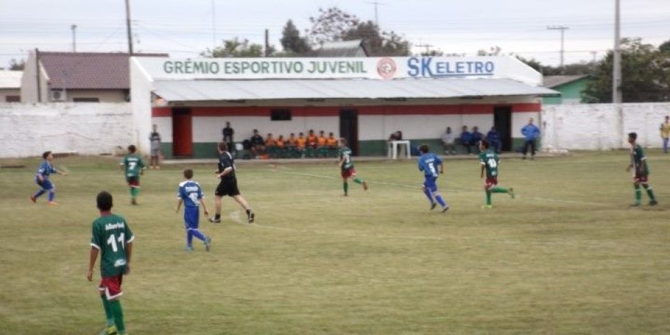 Juvenil de Tapes vence em casa com duas goleadas na SULIGAFI