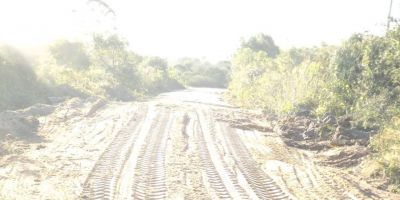 Trânsito normalizado na estrada do Banhado do Meio, entre Camaquã e Arambaré