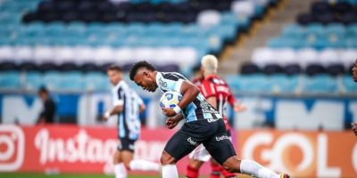 BRASILEIRÃO: com um a menos, Grêmio busca empate com Flamengo 