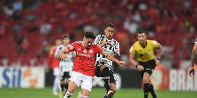 Brasileirão: Inter empata com Santos e se complica na briga por vaga na Libertadores