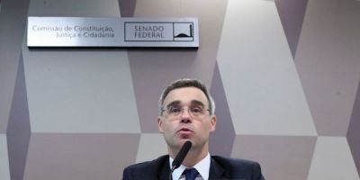 Nome de André Mendonça ao STF é aprovado da CCJ no Senado