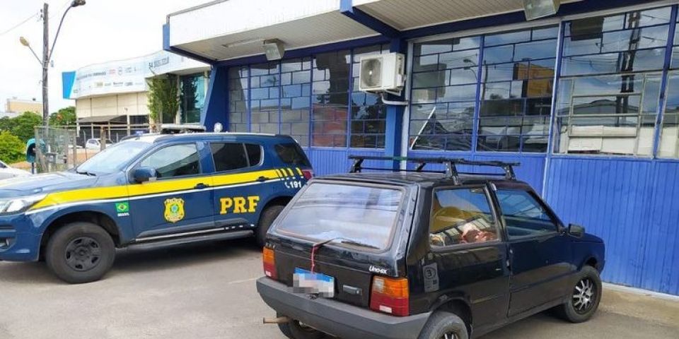 Homem é preso após furtar carro do patrão na Região Metropolitana