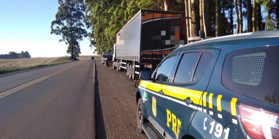 PRF prende caminhoneiro dirigindo embriagado em rodovia gaúcha