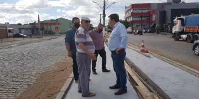 Obras recebem visita do Executivo Municipal de Camaquã